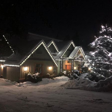 Whistler Alpine Chalet Retreat & Wellness Villa Buitenkant foto
