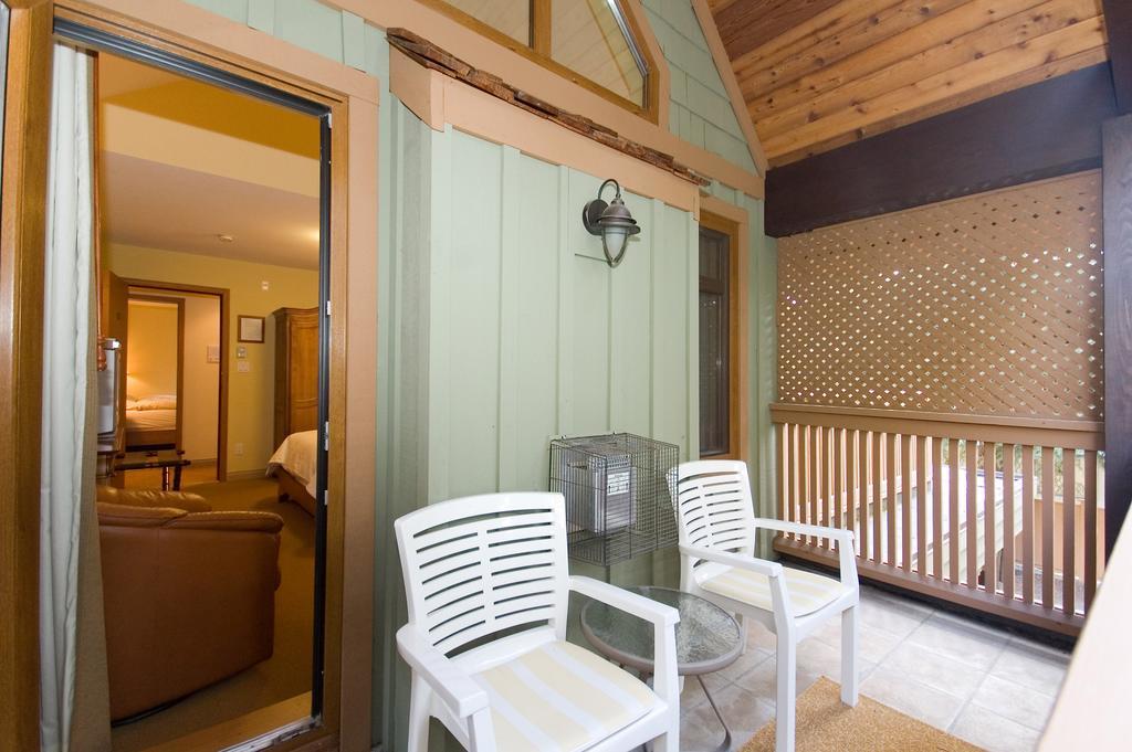Whistler Alpine Chalet Retreat & Wellness Villa Buitenkant foto
