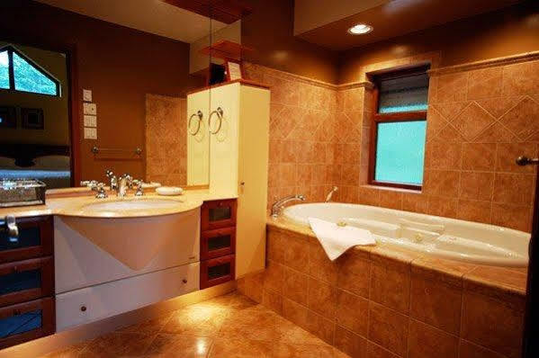 Whistler Alpine Chalet Retreat & Wellness Villa Kamer foto