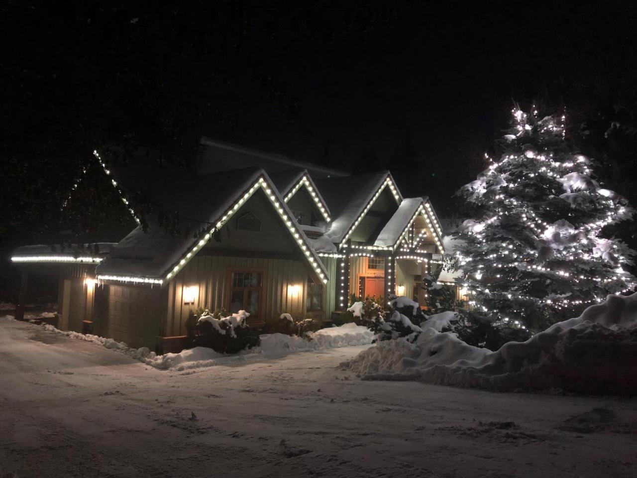 Whistler Alpine Chalet Retreat & Wellness Villa Buitenkant foto